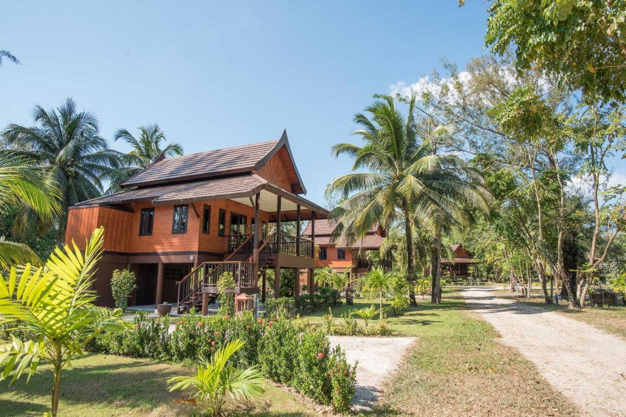 Thailife Wellness & Meditation Resort- Sha Plus Khao Lak Ngoại thất bức ảnh