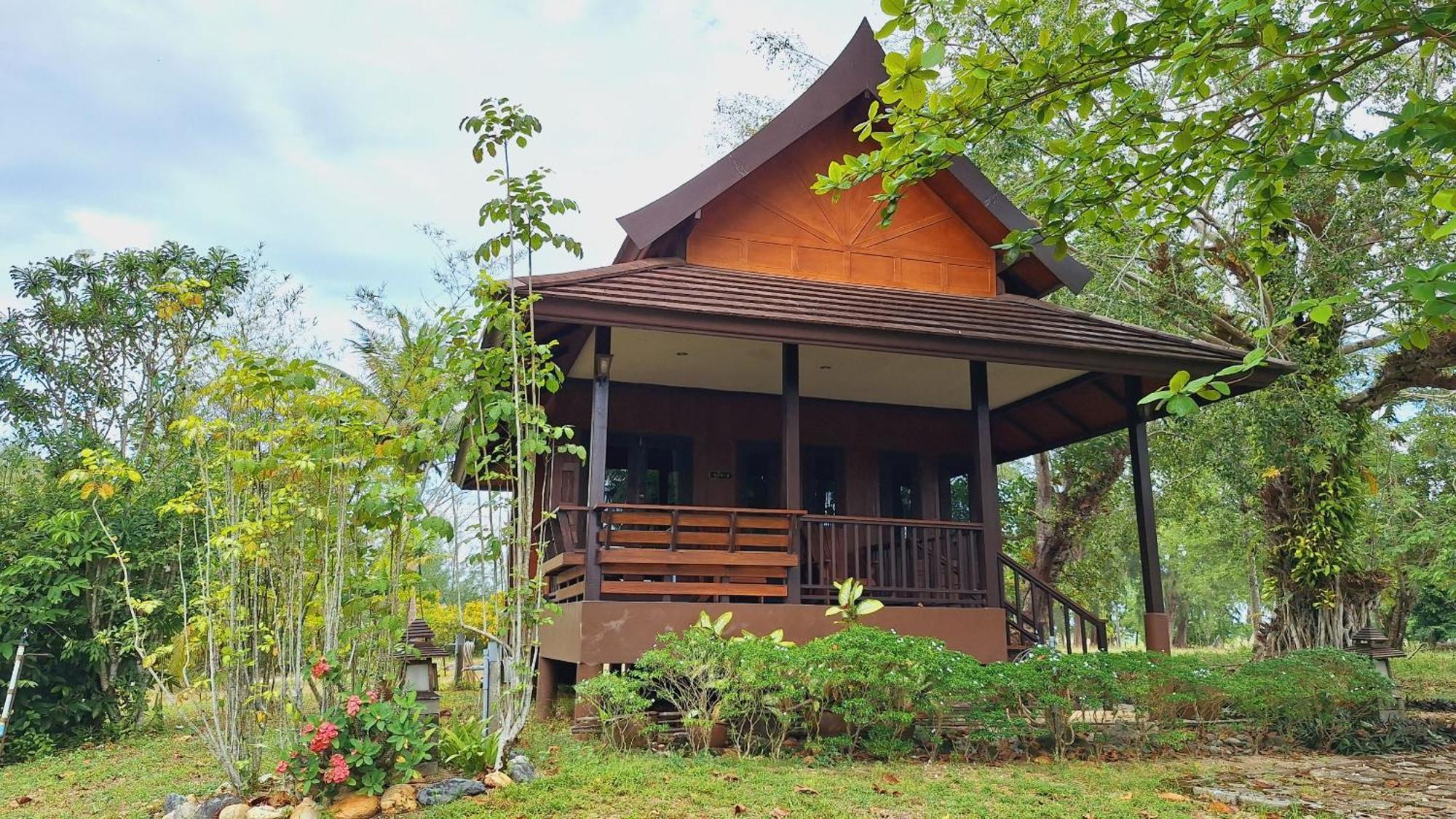 Thailife Wellness & Meditation Resort- Sha Plus Khao Lak Ngoại thất bức ảnh